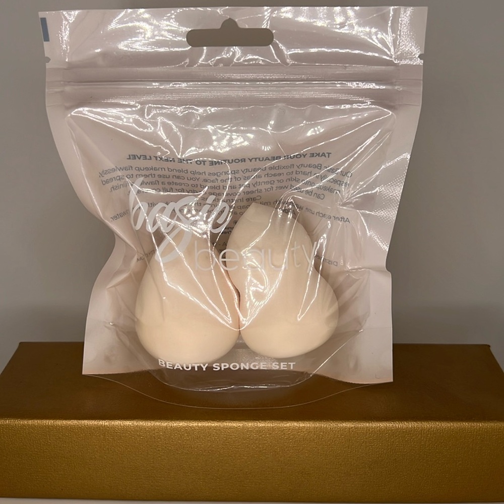 📣 5/$15 Basie beauty beauty sponge set